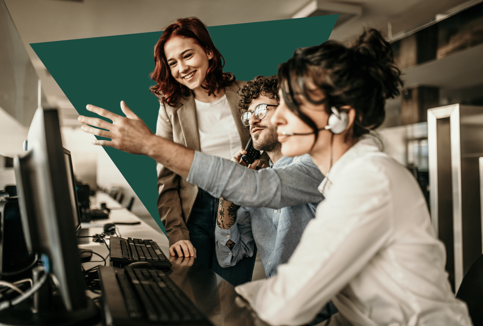 customer-support-team-2